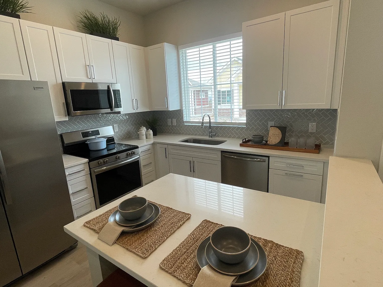 Addstine Ln, New Braunfels — Photo 2