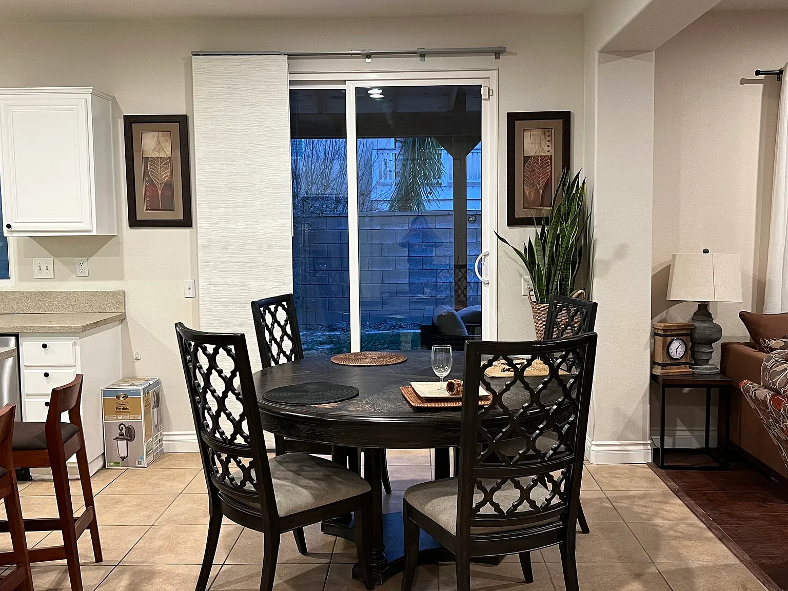 1 bed, 200 sqft, $880 — Photo 3