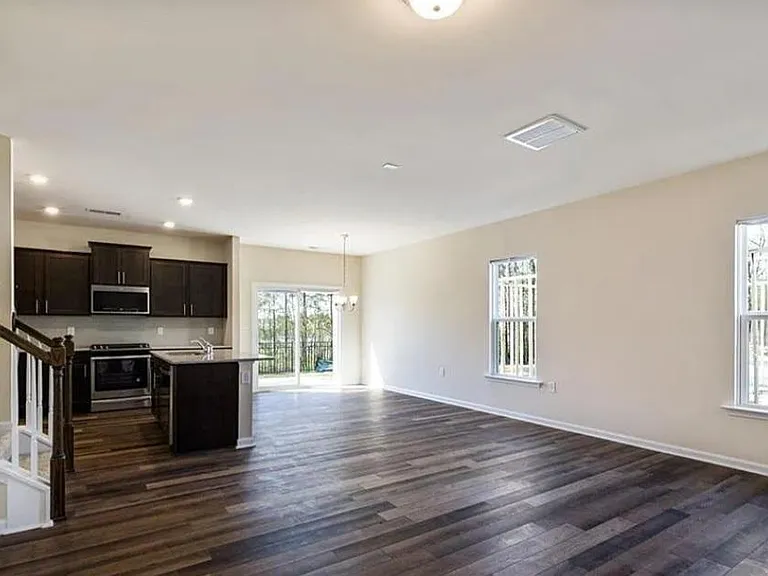 3008 Newfields Pl — Photo 7