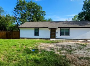 302 James St, Terrell, TX 75160