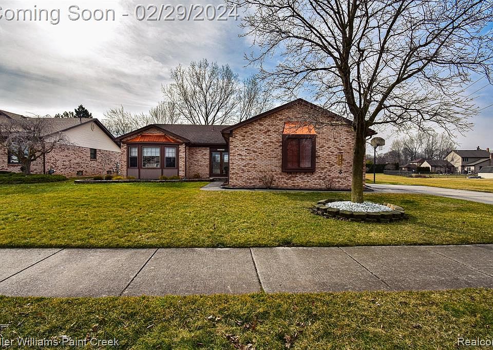 20194 Calumet Dr, Clinton Township, MI 48038 Zillow