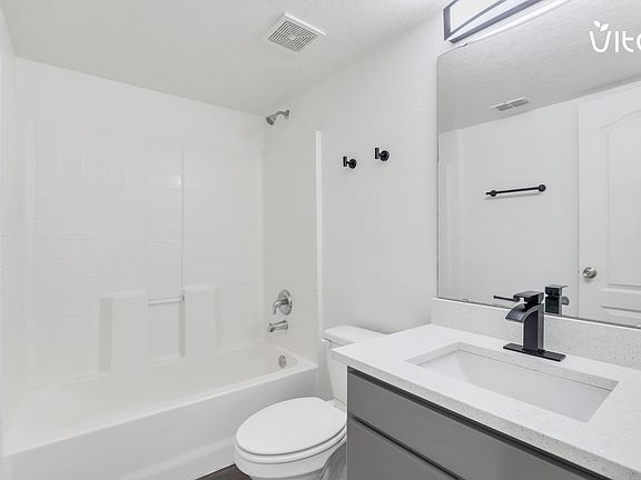 5th image of 2323 McCoy Rd APT 507