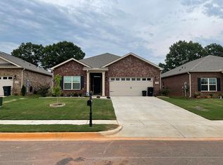 14940 Eva Cir, Athens, AL 35613