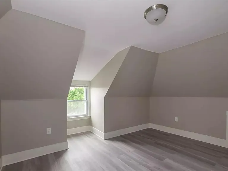 44 Greenville St #2 — Photo 16