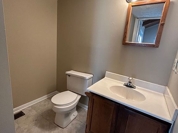 4th image of 1138 Dale Dr APT 3