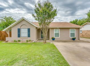 1427 Laurel Ln, Cleburne, TX 76033
