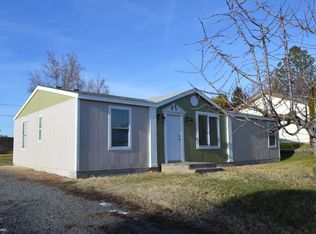 108 Ann St, Zillah, WA 98953