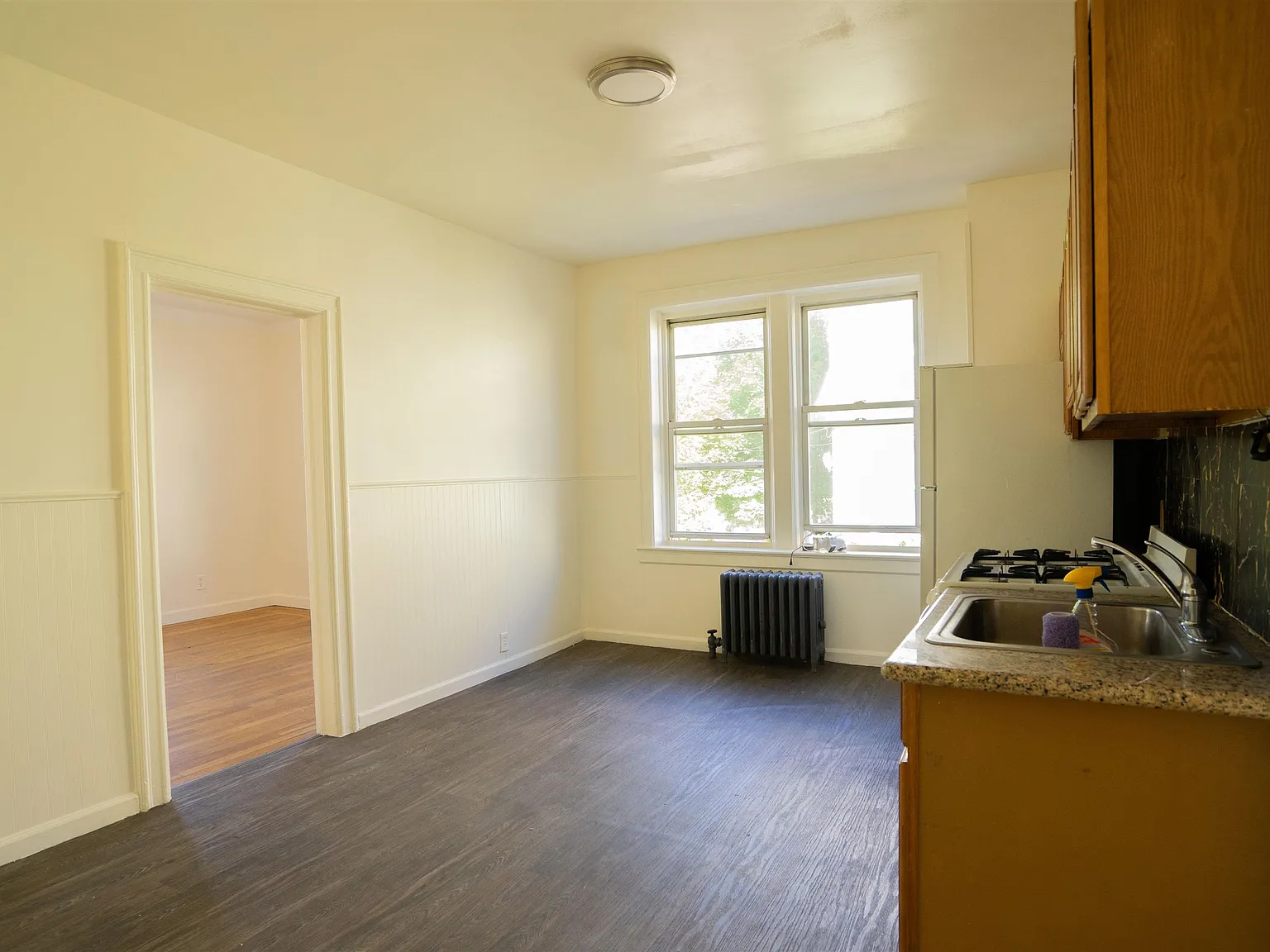 2 bed, 1.0 bath, $2,150 — Photo 2