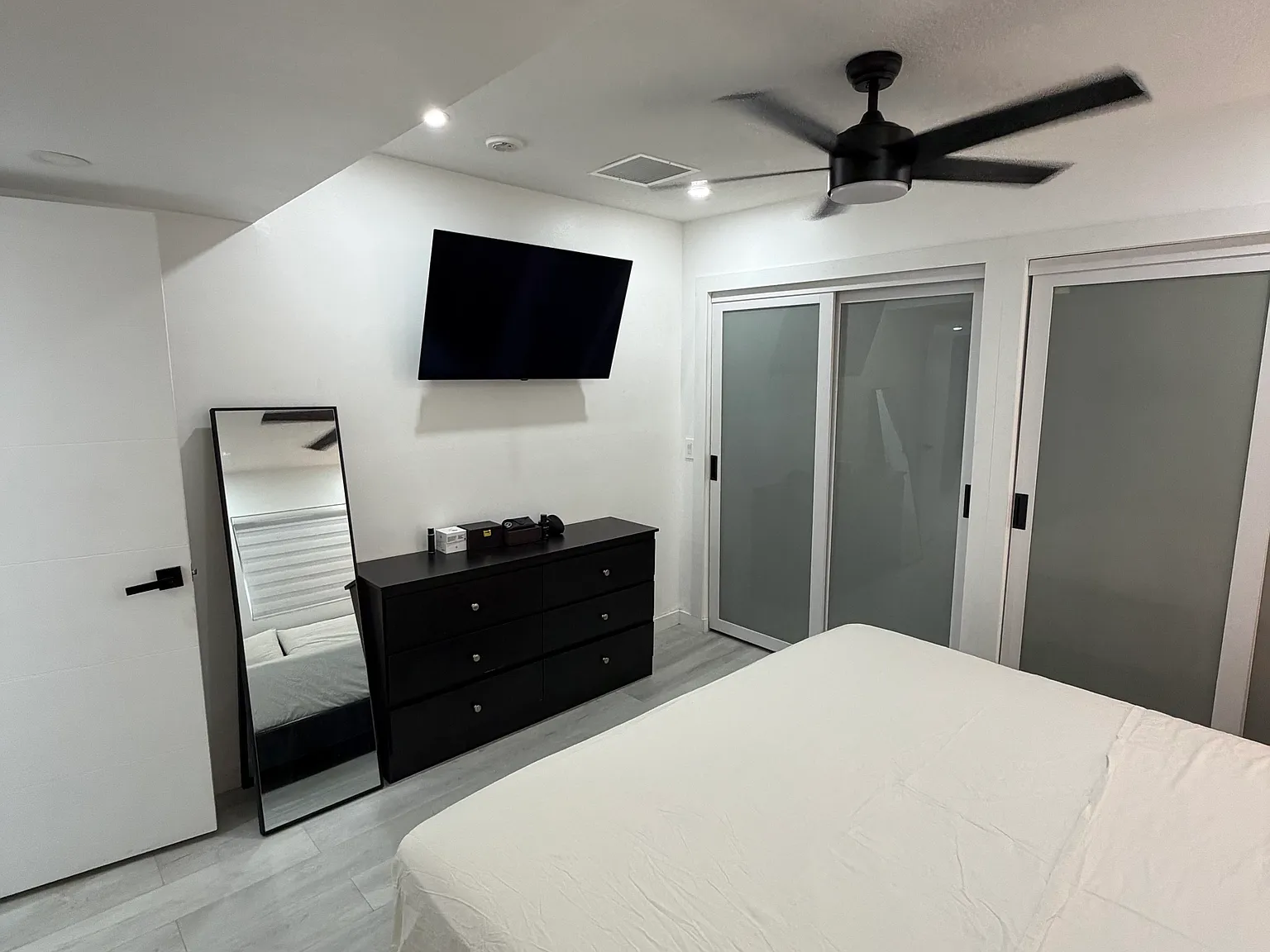 3 bed, $3,600 — Photo 4