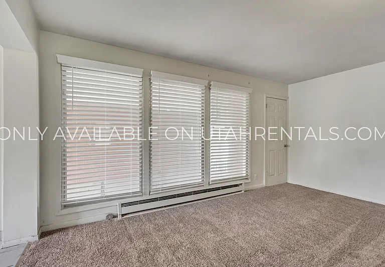 2233 S 200 W #4 — Photo 2
