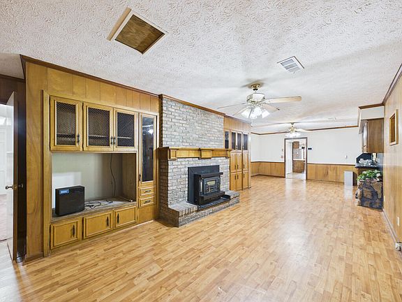 2nd image of 33 Byrd Ave