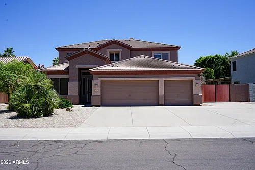 541 N Danielson Way Photo 1