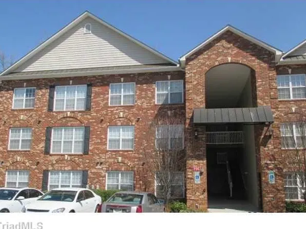 5236 Hilltop Rd, Jamestown, NC