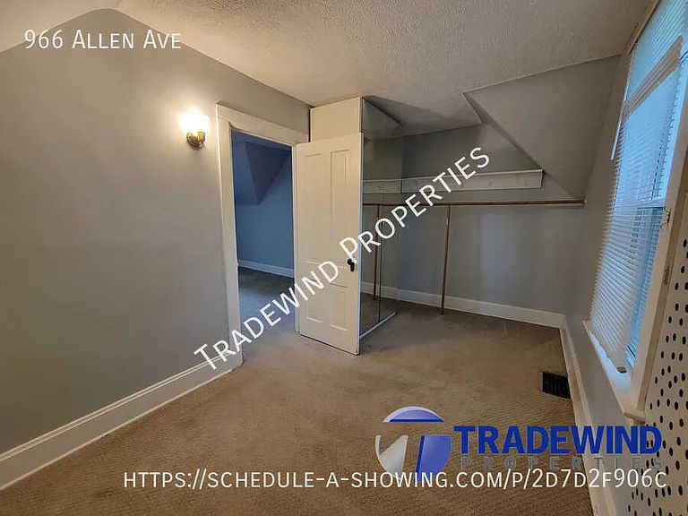 966 Allen Ave — Photo 16