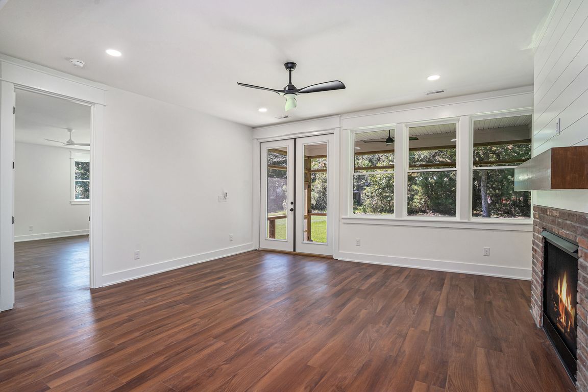 next background image