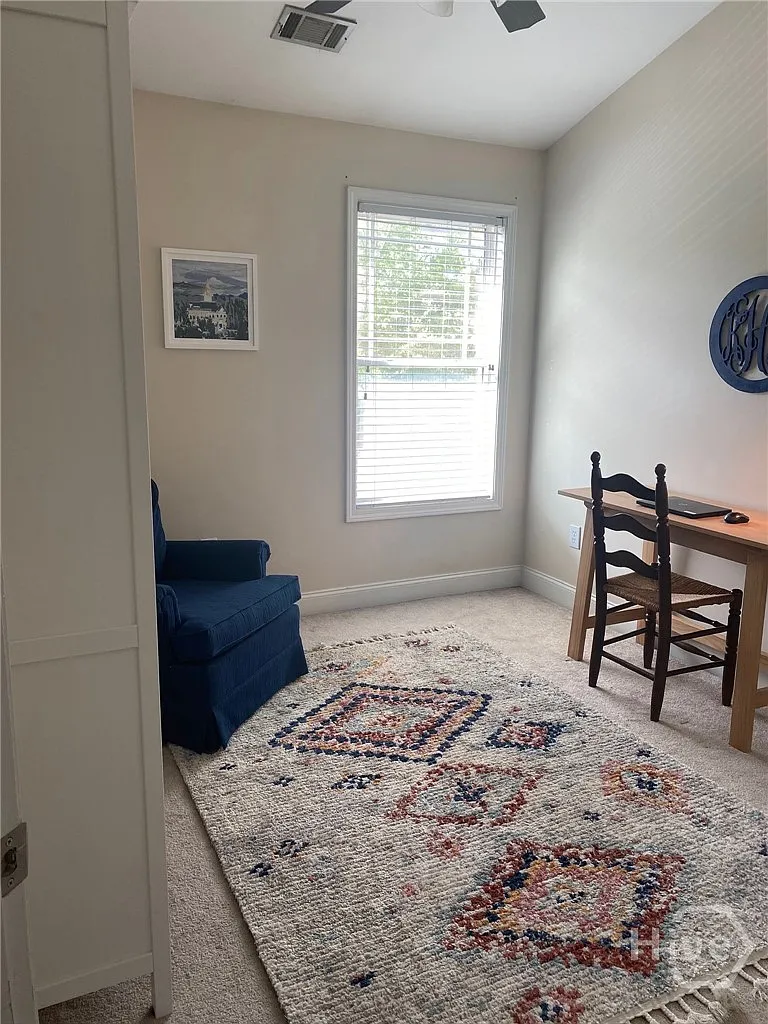 3 bed, 2.5 bath, 1360 sqft, $1,800 — Photo 2