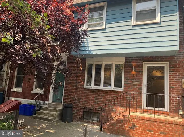 804 S Warnock St, Philadelphia, PA 19147