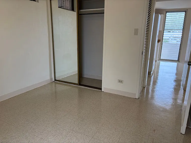 810 University Ave #203 — Photo 7