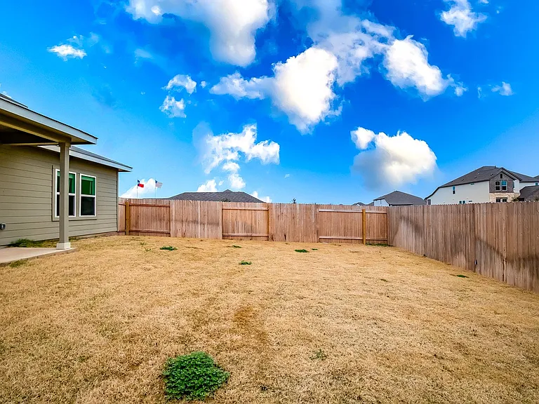 1532 Homestead Farms Dr — Photo 27