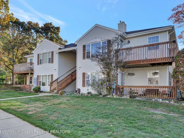154 Harlequin Glade, Bayville, NJ 08721