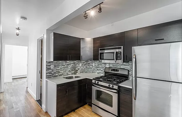 Rented by REAL New York | media 12