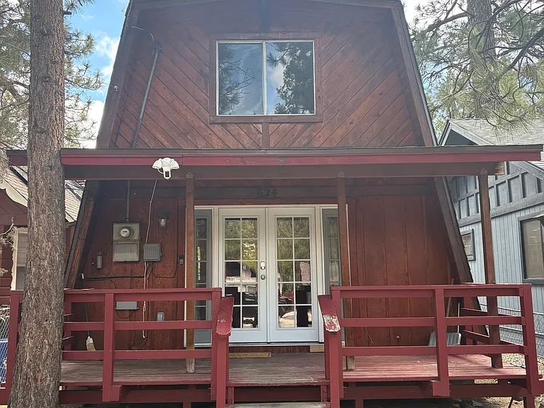 624 Elysian Blvd — Photo 1