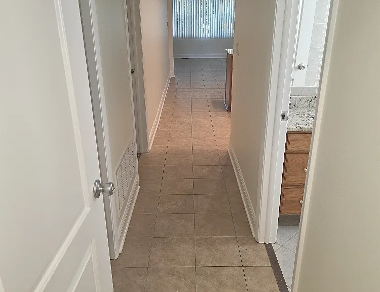826 E Capri Dr #1 — Photo 9
