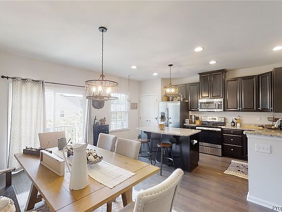 4th image of 103 Newbaker Sq