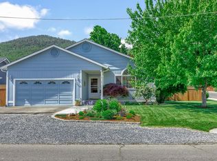 1400 Lithia Way, Talent, OR 97540