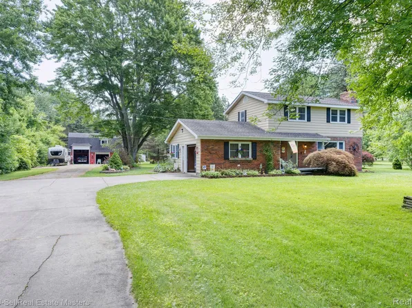 6060 State Rd, Burtchville, MI 48059