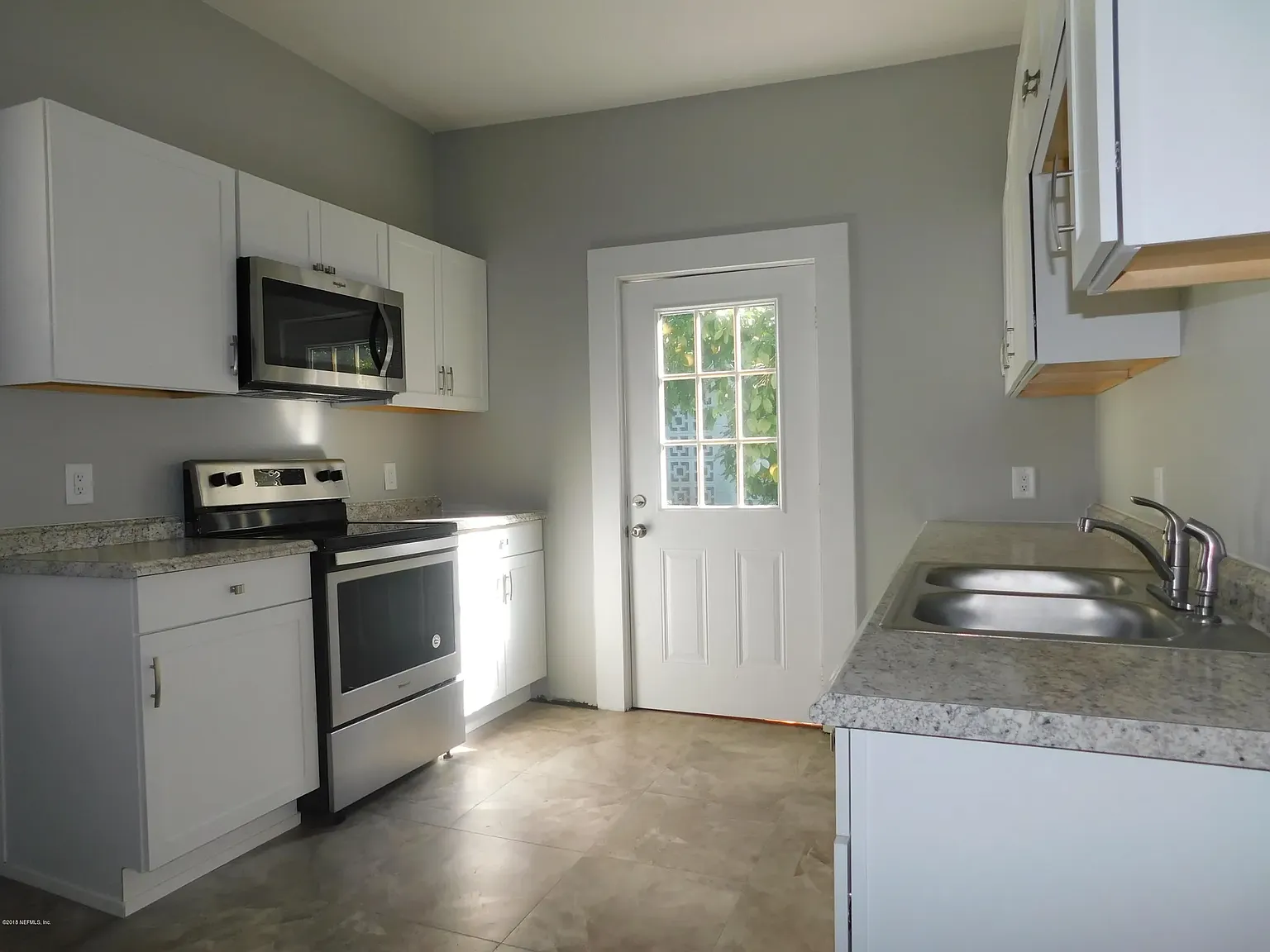 2 bed, 1118 sqft, $1,450 — Photo 3