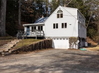 105 Riverhill Rd, Southbury, CT 06488
