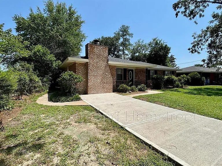 216 Weldon Rd — Photo 17