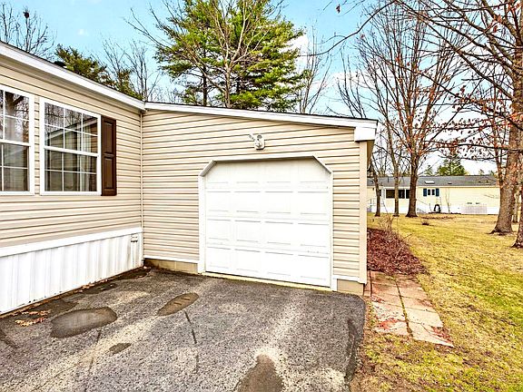 5th image of 166 Eagle Drive