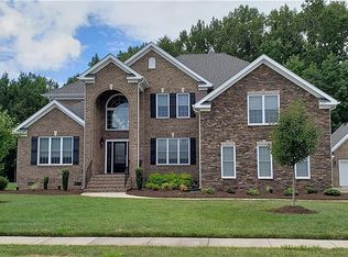 317 Scone Castle Loop, Chesapeake, VA 23322