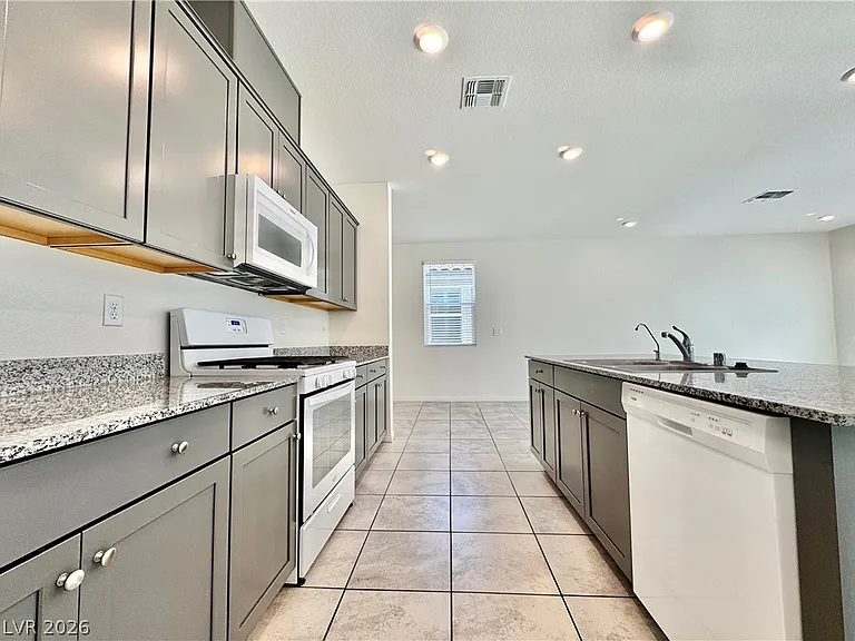 4258 Tarim St — Photo 21