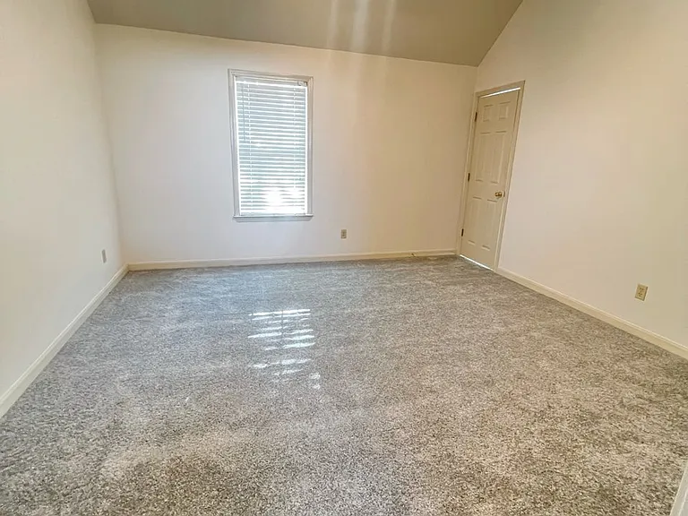 718 N Ericson Rd — Photo 11