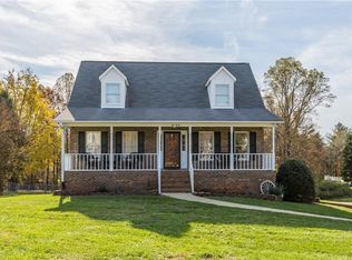 8190 Creedmoor Dr, Rural Hall, NC 27045