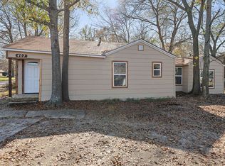 403 Halesboro St, Bogata, TX 75417