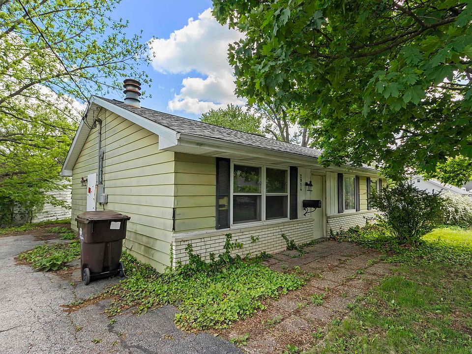 1st image of 2914 N Isabell Ave