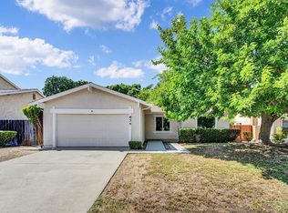 856 La Cruz Ln, Vacaville, CA 95687