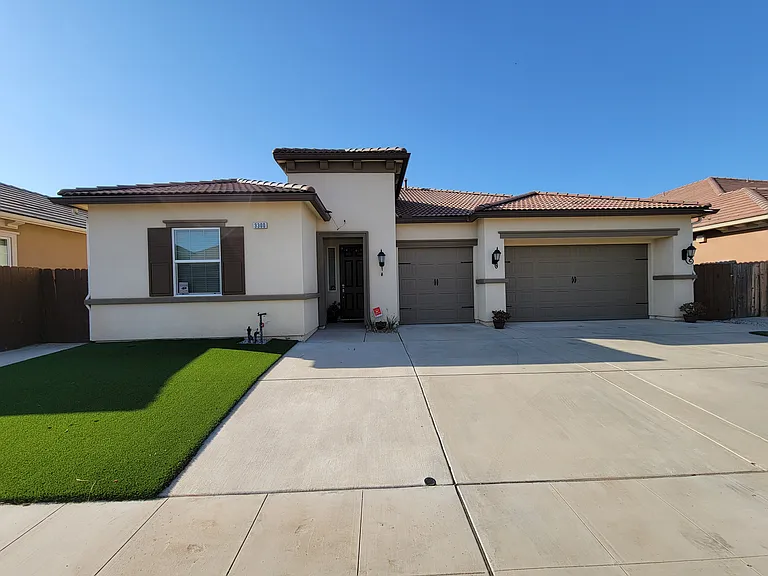 3300 Salem Ave — Photo 1