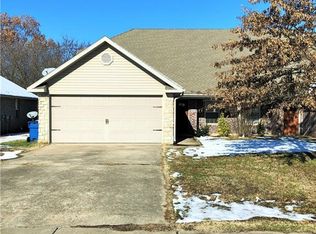 3600 SW Deerfield Blvd, Bentonville, AR 72713