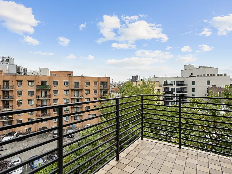18-10 Astoria Blvd #PENTHOUSE — Photo 9