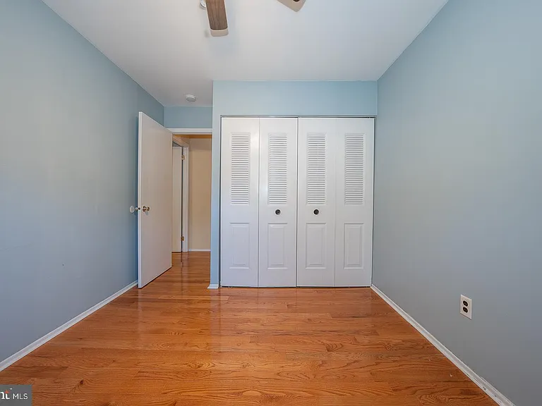 403 Woodside Cir — Photo 15