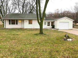 412 Longview St, Cedar Falls, IA 50613