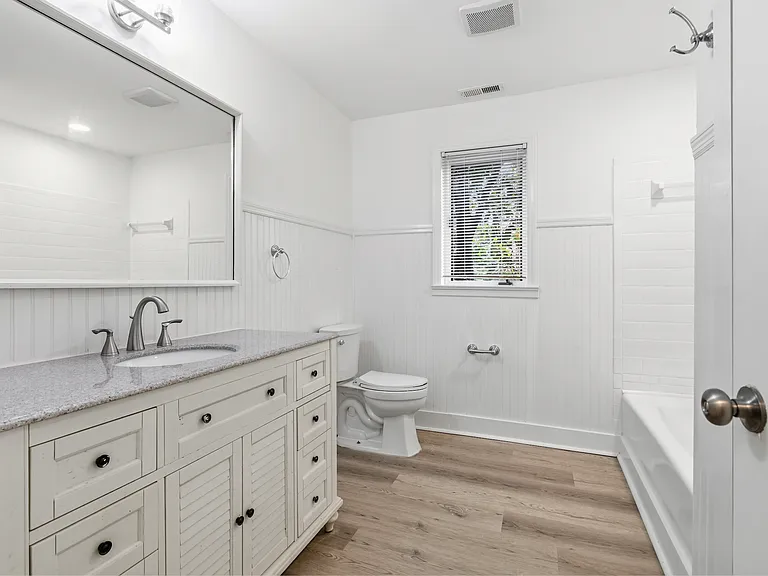 1504 Homestead Rd — Photo 49