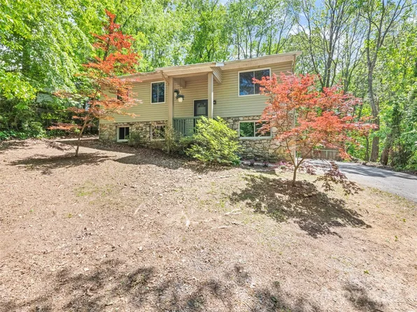 112 Charland Forest Rd, Asheville, NC 28803