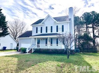 1428 E Stonemason Dr, Fuquay Varina, NC 27526