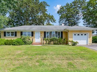 835 Spray Ave, Beachwood, NJ 08722